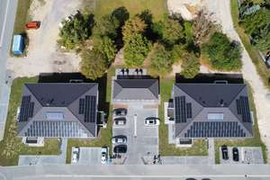 Erstbezug - Energieeffiziente 2-Raum-WE in ruhiger Lage mit Terrasse, Badmöbeln, Aufzug & Stellplatz – 6766 Bitterfeld-Wolfen – Vorschaubild 4