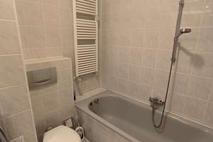 Schöne 2 Zimmer-Wohnung mit neuwertiger  EBK (1 Jahr) und Süd-Balkon in Gohlis-Süd – Kasseler Straße 39, 4155 Gohlis-Süd, Leipzig – Vorschaubild 6