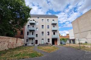 Modernes Bad mit Wanne, Terrasse zur Küche: Buckau – Südstraße 4, 39104 Buckau, Magdeburg – Vorschaubild 11