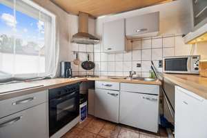 Provisionsfrei – Familienfreundliches Haus in ruhiger Lage mit Einliegerwohnung und grünem Garten – Die vollständige Adresse der Immobilie erhältst du vom Anbieter., 99947 Kirchheilingen – Vorschaubild 12