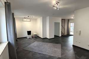 Modernisiertes Einfamilienhaus mit Klimaanlage, großem Hof, Terrasse und elektrischer Toreinfahrt – Die vollständige Adresse der Immobilie erhältst du vom Anbieter., 68229 Friedrichsfeld, Mannheim – Vorschaubild 5