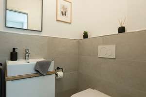 NEU - Beziebare neue 3 Zimmer-Wohnung - absolut ruhiger SW-Lage an einem Park - Nähe U2 – Die vollständige Adresse der Immobilie erhältst du vom Anbieter., 81825 Gartenstadt Trudering, München – Vorschaubild 14