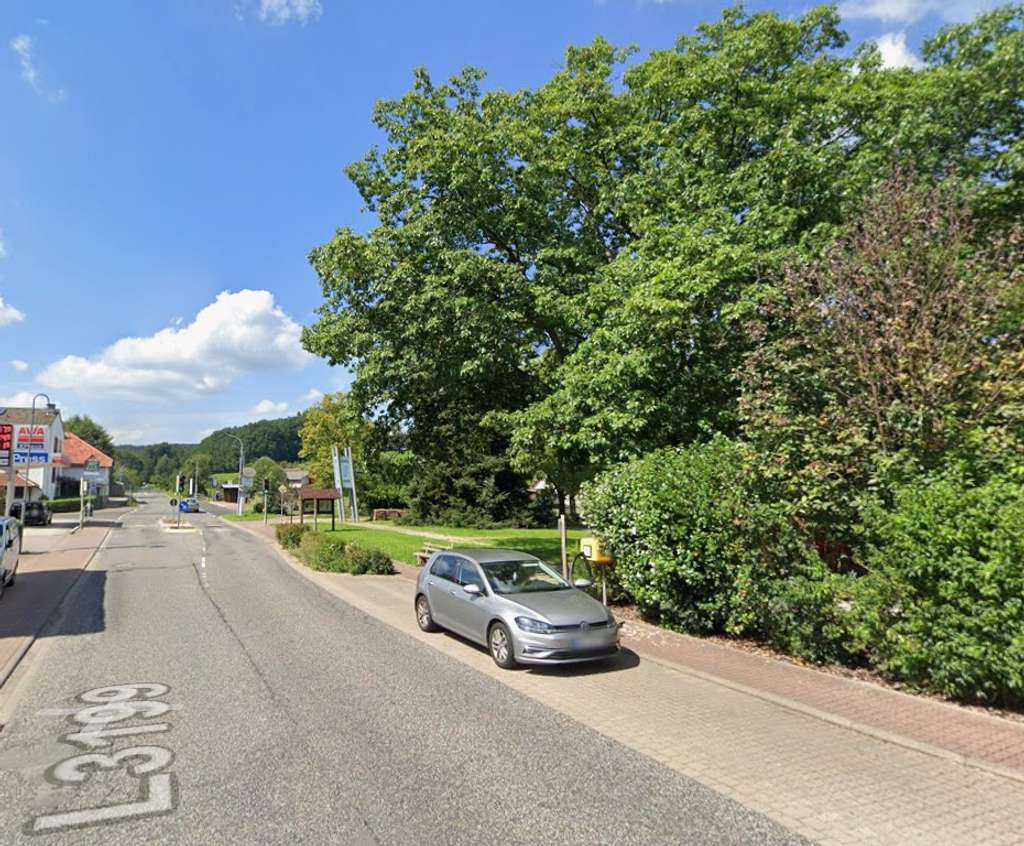 Immobilie in Jossgrund - 1 Haus , 2 Wohnungen mit pflegeleichtem Grundstück - Bild 3