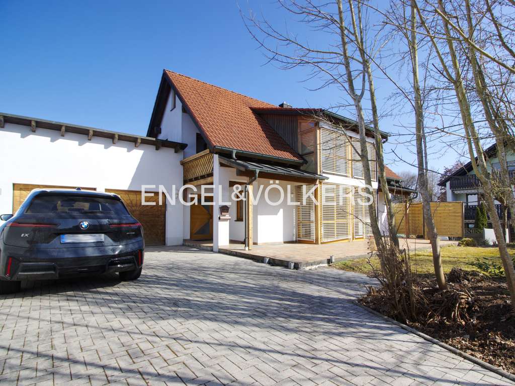 Immobilie in Hagelstadt - Gepflegtes Architektenhaus mit Einliegerwohnung und separatem Zugang - Bild 0