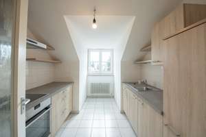 Licht,Raum und Charme unterm Dach! – Die vollständige Adresse der Immobilie erhältst du vom Anbieter., 81476 Forstenried, München – Vorschaubild 9