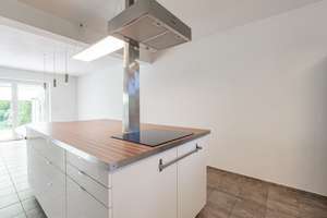 Gepflegtes Einfamilienhaus mit Einliegerwohnung, Vollkeller, Wintergarten und großem Grundstück – Die vollständige Adresse der Immobilie erhältst du vom Anbieter., 22455 Schnelsen, Hamburg – Vorschaubild 15