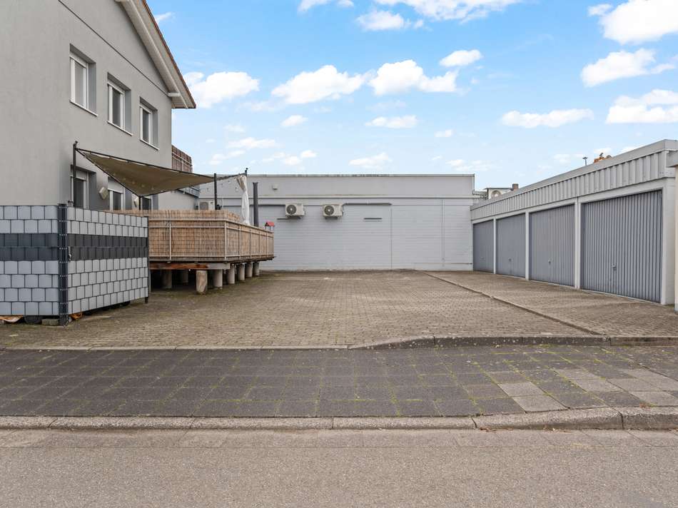 Hof Mehrfamilienhaus