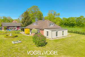 Ein Zuhause mit Weitblick – Familienidylle auf großem Grundstück mit viel Potenzial – Die vollständige Adresse der Immobilie erhältst du vom Anbieter., 28790 Schwanewede – Vorschaubild 2
