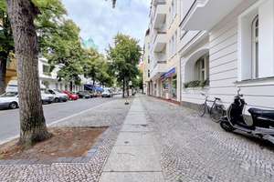 Stuck, Fischgrät & Flügeltüren: Herrschaftliche Familienwohnung in bester Lage Charlottenburgs! – Mommsenstr. 61, 10629 Charlottenburg, Berlin – Vorschaubild 23