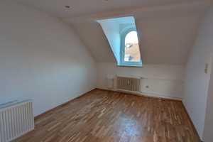 Charmante Dachgeschosswohnung im Herzen von Vingst – Ostheimer Straße 6, 51103 Köln – Vorschaubild 6
