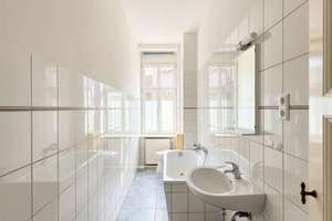 Provisionsfrei- 2 Zimmer auf 57 m² mit Holzdielen im klassischen und modernisiertem Berliner Altbau – Die vollständige Adresse der Immobilie erhältst du vom Anbieter., 12169 Steglitz, Berlin – Vorschaubild 12