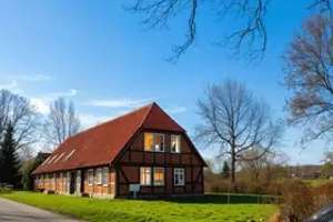 Doppelhaushälfte in sonniger Ortsrandlage von Goldberg