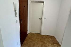 Kernsanierte 3 Zimmer EG Wohnung mit Terrasse in München Perlach – Strehleranger 11, 81735 Neuperlach, München – Vorschaubild 10
