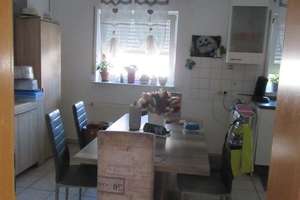 Provisionsfrei* Doppelhaushälfte mit zwei separaten Wohneinheiten, Stellplätzen, Balkon und Terrasse – Die vollständige Adresse der Immobilie erhältst du vom Anbieter., 73035 Göppingen – Vorschaubild 5