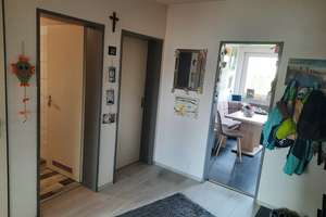 Hübsche Dachgeschosswohnung 3 Zimmer wird renoviert übergeben! – Essener Strasse 355, 46047 Bermensfeld, Oberhausen – Vorschaubild 9