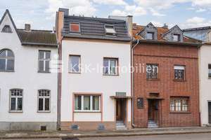 Stadthaus im Herzen Euskirchens. – Die vollständige Adresse der Immobilie erhältst du vom Anbieter., 53879 Euskirchen – Vorschaubild 1