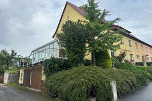 Charmante Doppelhaushälfte mit Wohlfühl-Wintergarten und gepflegtem Garten! – Richard- Wagner- Str. 64, 98529 Suhl-Lautenberg, Suhl – Vorschaubild 3