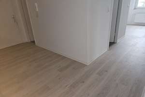 Renovierte 4-Zimmer-Wohnung in Bremen-Vegesack mi Balkon - Grohner Düne – Bydolekstraße 8, 28759 Grohn, Bremen – Vorschaubild 5