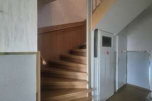 Großz. Wohnhaus in Kölleda,  mit hoher Toreinfahrt, gepflegter und einzugsbereiter Zustand ! – Die vollständige Adresse der Immobilie erhältst du vom Anbieter., 99625 Kölleda – Vorschaubild 6