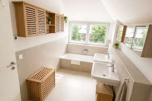 Neuwertige Doppelhaushälfte in Hamburg-Oldenfelde | 157 m² · 6 Zimmer · Südwest-Garten – Die vollständige Adresse der Immobilie erhältst du vom Anbieter., 22147 Rahlstedt, Hamburg – Vorschaubild 9