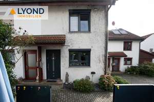 Dieses schöne Reihenhaus mit 2 Terrassen sucht Sie als neuen Eigentümer! – Die vollständige Adresse der Immobilie erhältst du vom Anbieter., 73760 Ostfildern – Vorschaubild 1