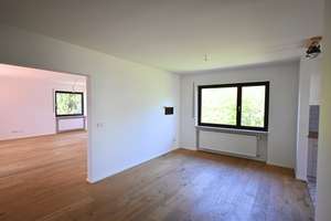 Wohnen mit Garten, Weitblick und Ruhe: Renoviertes Einfamilienhaus in Oberdürrbach – Die vollständige Adresse der Immobilie erhältst du vom Anbieter., 97080 Dürrbachtal, Würzburg – Vorschaubild 10
