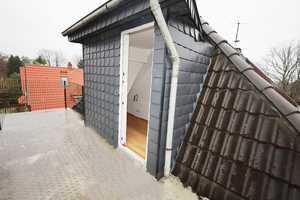 2-Zimmer-Dachgeschosswohnung mit neuer Einbauküche und großer Dachterrasse – Hamburg – Vorschaubild 12