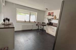 Moderne 2-Zimmer-Wohnung mit 2 Balkonen, EBK & Stellplatz – 50769 Merkenich, Köln – Vorschaubild 6