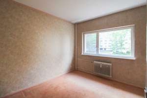 Attraktive 2-Zimmer-Wohnung in Wilmersdorf mit Aufzug, Balkon und Tageslichtbad  – Die vollständige Adresse der Immobilie erhältst du vom Anbieter., 10715 Wilmersdorf, Berlin – Vorschaubild 4