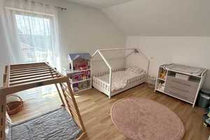 Wunderschönes und großes Wohnhaus in ruhiger Wohnlage – Neunkirchen (Kreis) – Vorschaubild 7