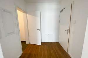 Modernes Single-Apartment mit Einbauküche | Balkon | Ankleide | Fußbodenheizung | Bad mit Dusche – 1099 Albertstadt, Dresden – Vorschaubild 7