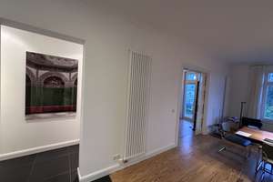 Unmittelbare Alsternähe: 4,5-Zimmer-Wohnung mit 3 Balkonen und fantastischem Ausblick in Winterhude – Die vollständige Adresse der Immobilie erhältst du vom Anbieter., 22301 Winterhude, Hamburg – Vorschaubild 3