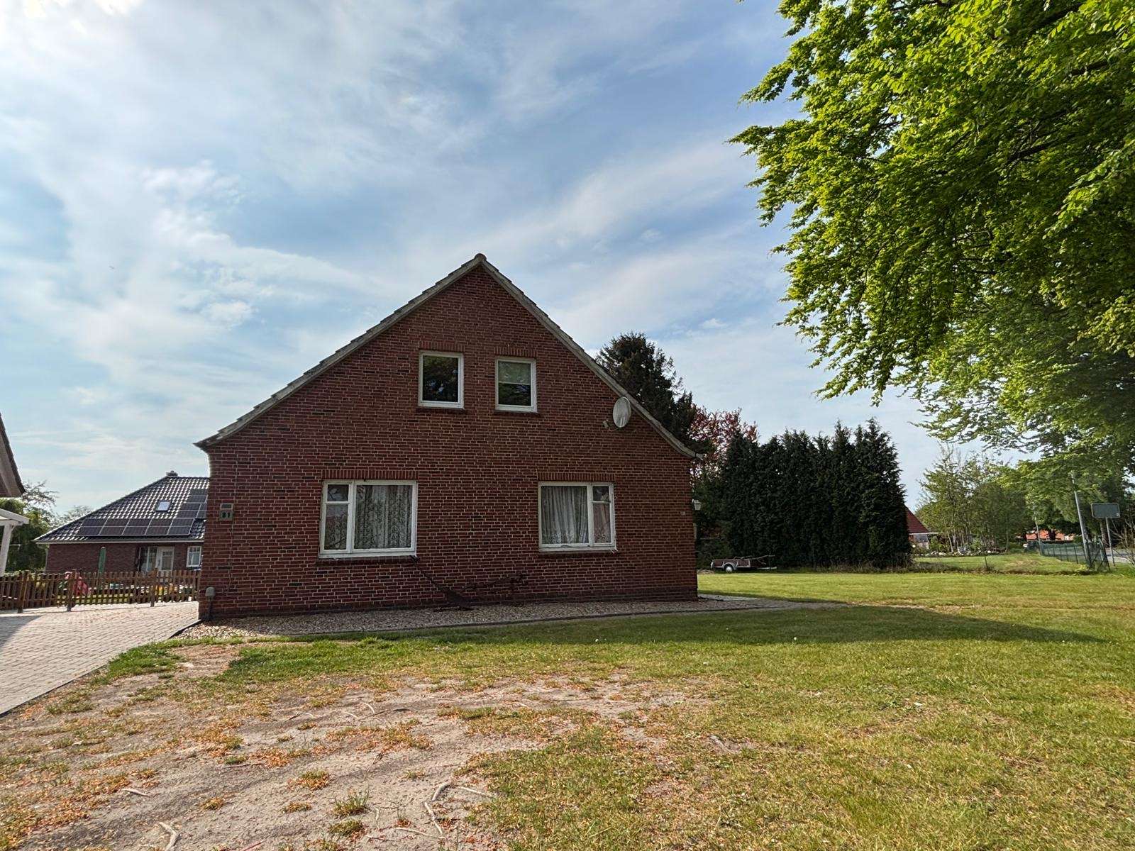 Abrissobjekt mit großzügigem Grundstück zu verkaufen - keine Käuferprovision -, Aurich Kreis – Bild 2