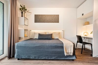Vollmöbliertes Apartment - All incl. Miete, Fahrradkeller, Aufzug 