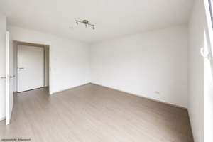 Ihr Traumzuhause in Aachen: Vermiete 3-Zimmer-Wohnung mit Süd-Balkon, viel Licht und Wohlfühlfaktor! – Vaalser Straße 81, 52074 Westpark, Aachen – Vorschaubild 6