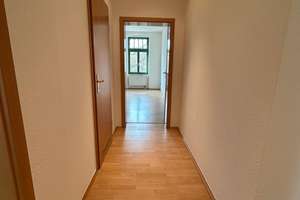 Bezugsfreie 2-Zimmer-Altbauwohnung mit Balkon in Chemnitz-Kaßberg: 57 m², OG, gepflegt & WG-geeignet – Die vollständige Adresse der Immobilie erhältst du vom Anbieter., 9112 Kaßberg, Chemnitz – Vorschaubild 5