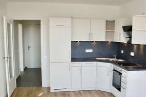 Direkt an U3+S7, 5.OG-West-Loggia, Innenhof, EBK+Spülm., Eichenparkett, Fußboden-Heiz. u. -Kühlung! – Carola-Neher-Straße 12, 81379 Thalkirchen, München – Vorschaubild 3