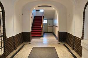 Ruhige, helle Altbauwohnung, 2 Zimmer, in Berlin-Steglitz – Die vollständige Adresse der Immobilie erhältst du vom Anbieter., 12163 Steglitz, Berlin – Vorschaubild 3