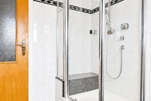 Preiswertes Einfamilienhaus in zentraler Lage von Rickenbach-Hottingen zu verkaufen – Die vollständige Adresse der Immobilie erhältst du vom Anbieter., 79736 Rickenbach – Vorschaubild 8