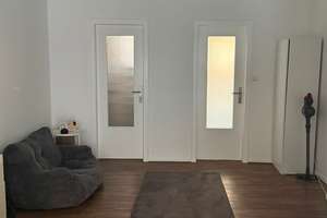 Geräumiges Appartement mit Einbauküche und Balkon in bester Innenstadtlage – Kämmergasse 14, 50676 Altstadt/Süd, Köln – Vorschaubild 2