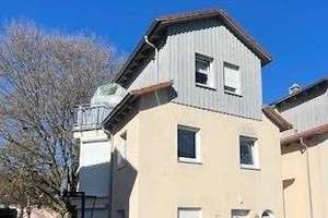 **Erstbezug nach Renovierung**    + Einfamilienhaus in Würzburg-Versbach +