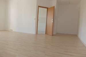 2-Zimmer-Wohnung mit Duschwanne, Aufzug ebenerdig ... – Wilhelm-Firl-Straße 22, 9122 Markersdorf, Chemnitz – Vorschaubild 4