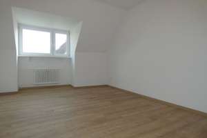 *** Altbauflair in Schlossparknähe! Sanierte DG-Wohnung mit Duschbad! *** – Fürstäbtissinstr. 51, 45355 Borbeck-Mitte, Essen – Vorschaubild 13