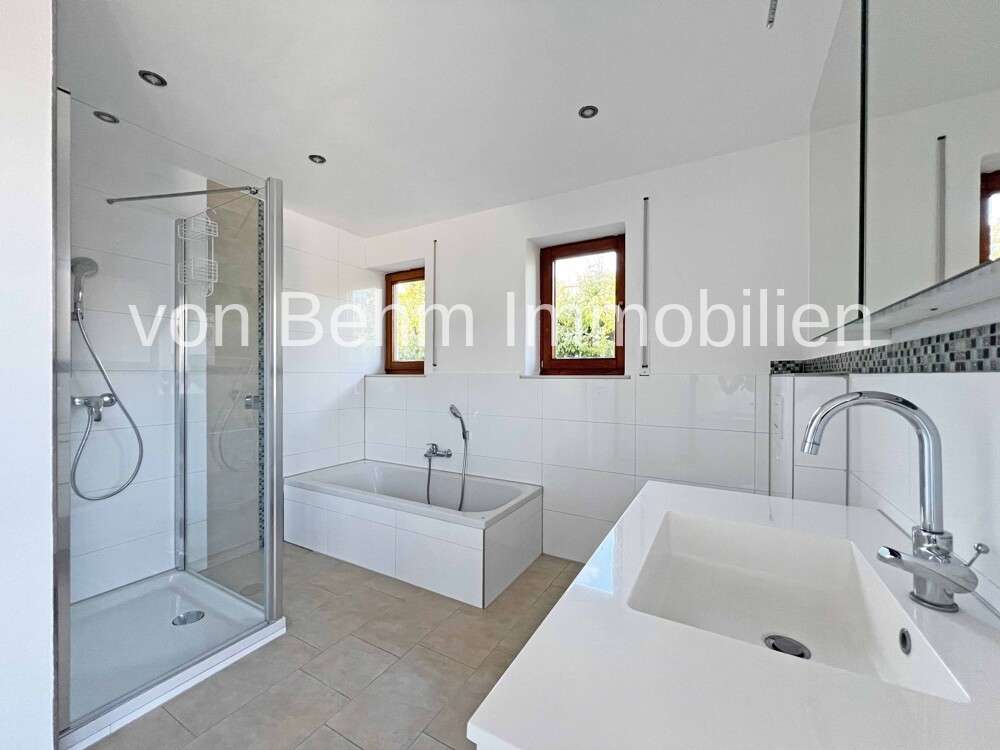 Immobilie in Geisenfeld - Großzügige 4-Zimmer-Erdgeschosswohnung mit Privatgarten und Terrasse in Geisenfeld - Bild 6