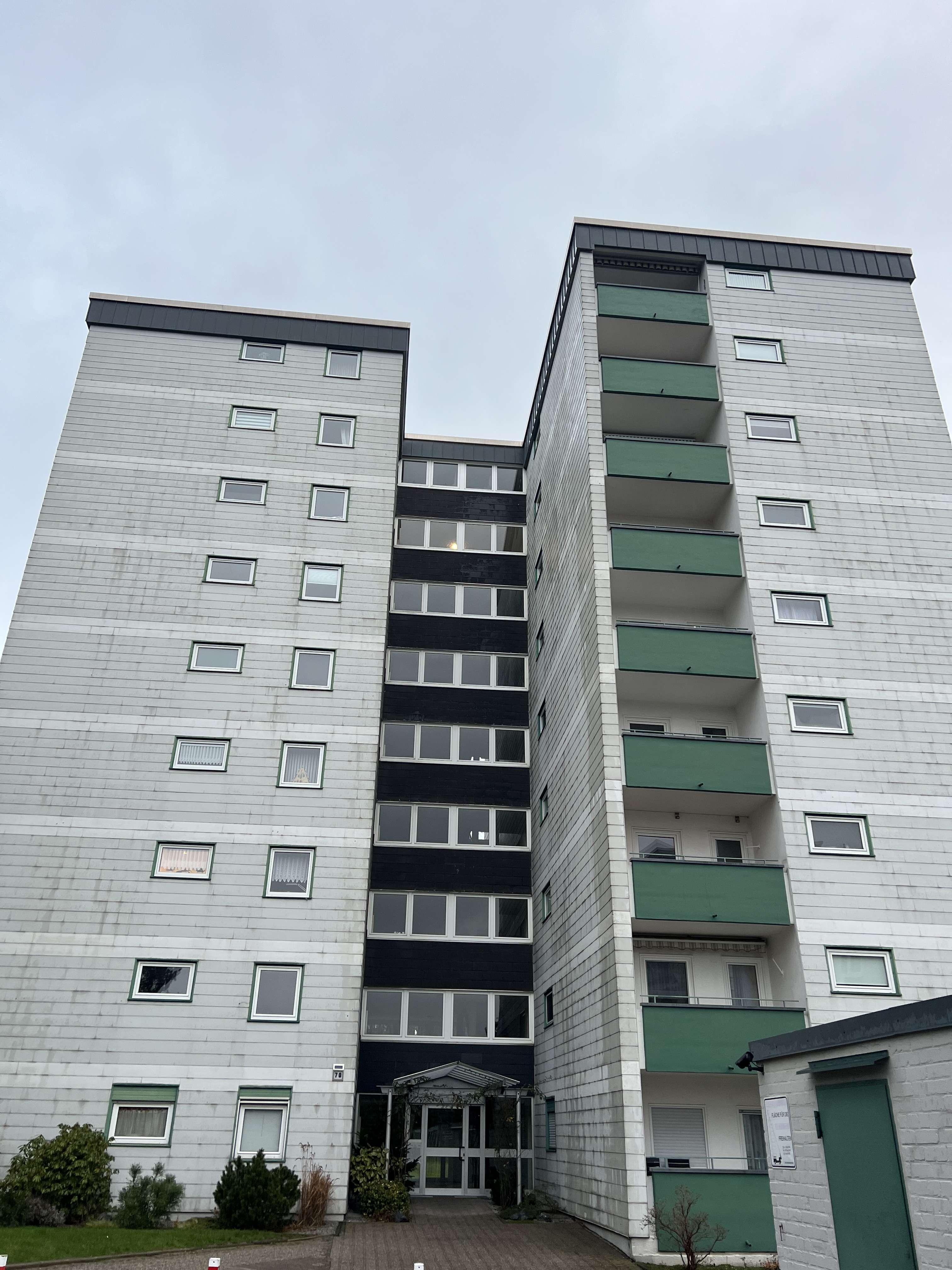 3-Zimmer-Wohnung mit Balkon und Aufzug in zentraler Lage von Wuppertal, Wuppertal – Bild 1