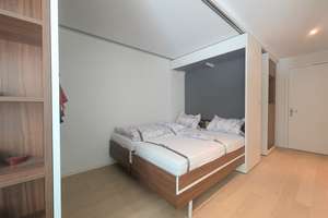 KOMPLETT MÖBLIERTE WOHNUNG MIT KÜCHE UND BAD, RAUMWUNDER,DACHTERRASSE + LOUNGE ZUM ARBEITEN – Die vollständige Adresse der Immobilie erhältst du vom Anbieter., 80797 Schwere-Reiter-Straße, München – Vorschaubild 9