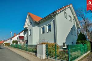 Traumhaftes Architekten-Zweifamilienhaus: Flexibles Wohnen in idyllischer Ruhe – Die vollständige Adresse der Immobilie erhältst du vom Anbieter., 99098 Vieselbach, Erfurt – Vorschaubild 2