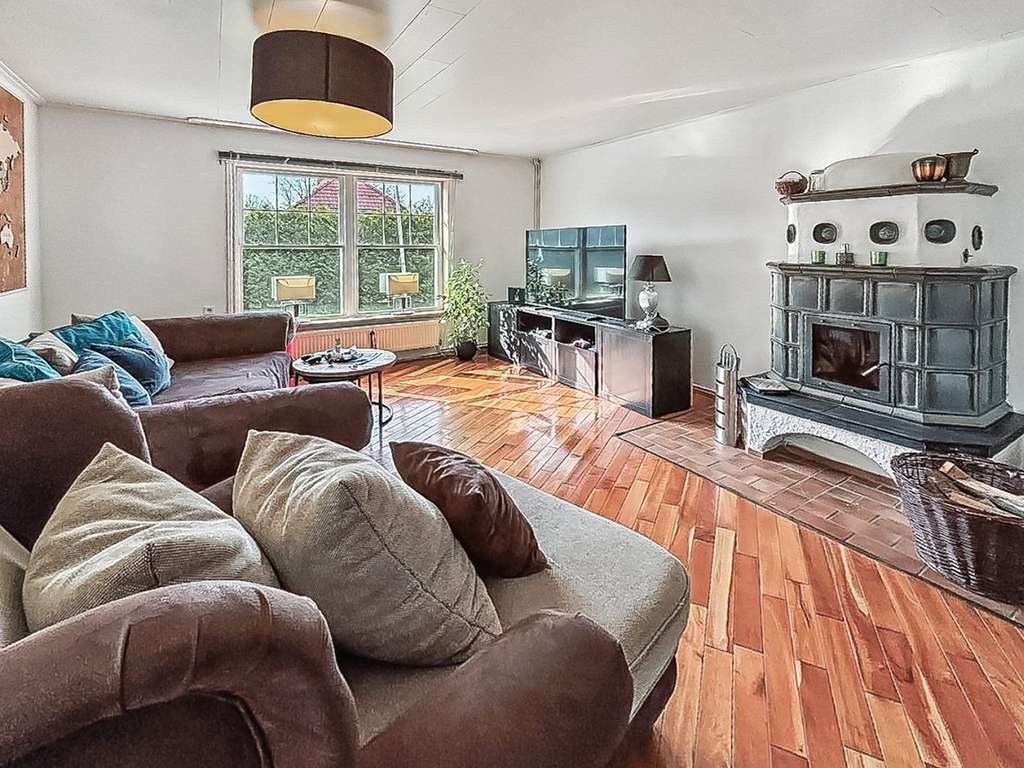 Immobilie in Friedeburg - Friedeburg-Dose: Traumhaftes Holz-Landhaus im amerikanischen Stil, ca. aus 2008 in idyllischer Lage - Bild 4