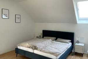 Moderne DHH in Eppstein: KfW-40-Plus, EBK, PV & Wärmepumpe, Wallbox vorbereitet – Auf dem Bienroth 18, 65817 Eppstein – Vorschaubild 15