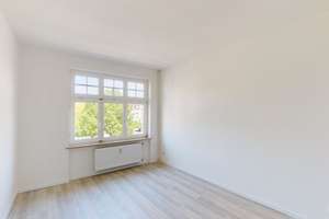 2-Zimmer-Erdgeschosswohnung mit EBK – Robert-Koch-Str. 10, 19055 Werdervorstadt, Schwerin – Vorschaubild 1